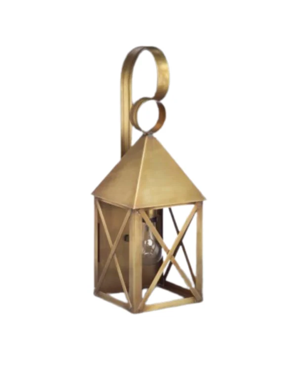 Colonial Wall Lantern