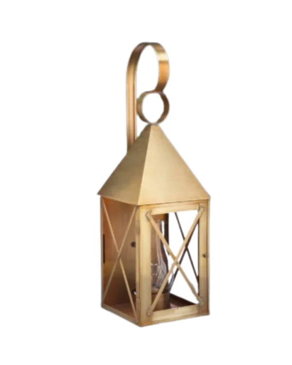 Colonial Wall Lantern