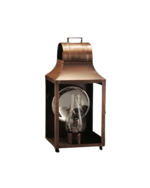Colonial Wall Mount Lantern