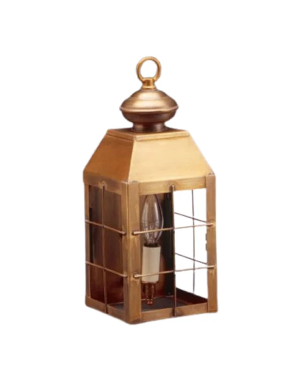 Colonial Wall Mount Lantern