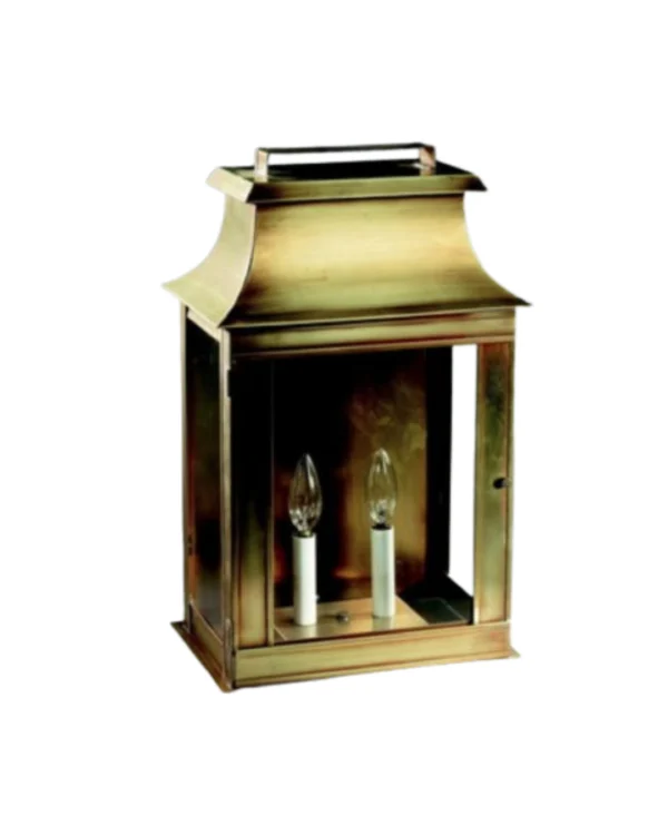 Colonial Wall Lantern